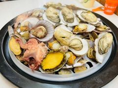 -老东镇啤酒屋海鲜加工·蒸汽海鲜·海鲜烧烤(台东店)