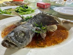 -霞涌市场海鲜摆卖区