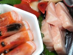 -铭牛烧肉·和牛海鲜自助(高新月牙湖店)