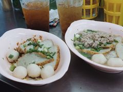 -榮泰米粉湯(Left Shop)