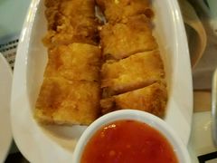 -新大咀港式茶餐厅(宝山万达店)