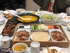 -闫府私房菜(经四路万达店)