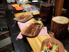 -四海一家自助餐(益田假日广场店)