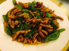 -余杨鸭鸭餐厅