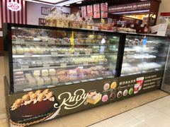 面包甜点陈列柜-红宝石·鲜奶小方(莘庄龙之梦店)