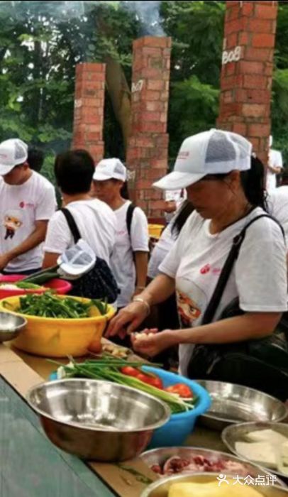 松山湖南湖湾露营营地图片