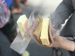 -詹爷爷乌节路街头冰淇淋