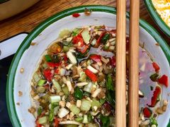 -拈签一笑黄牛肉辣卤串串
