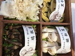 -椰子湾·海南火锅·糟粕醋·椰子鸡(正大广场店)