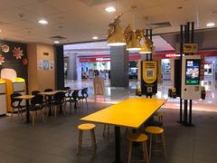 大堂-麦当劳(贵和购物中心B1店)