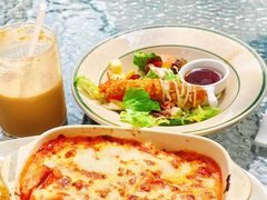 -玛格萝妮比萨屋(四平店)
