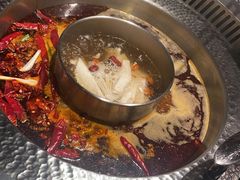 菌香鸳鸯锅-晓宇重庆火锅(赛格国际购物中心店)