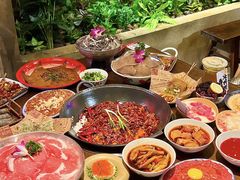 -萍姐火锅·公路夜市(武汉首店)