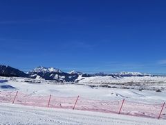 -丝绸之路山地度假区滑雪场