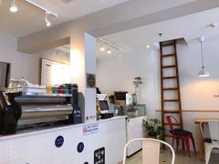 -红小姐咖啡馆(西津渡店)