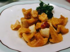 -松沪名灶·豆浆鱼头·新上海菜(飞航吾悦广场店)