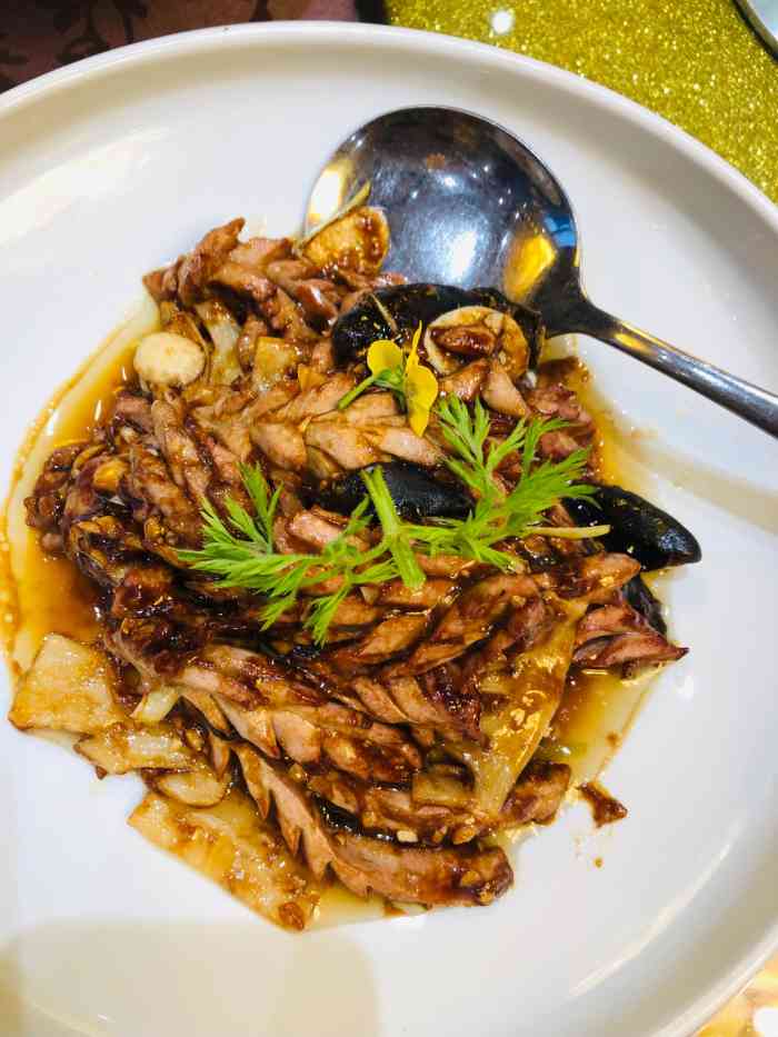 丰泽园饭店(亚运村店)-"席中途去的,到了加了几个菜,不得不说老字.