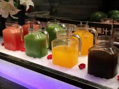 -领鲜活海鲜榴莲自助火锅(东门店)