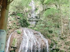 -藏龙百瀑风景区