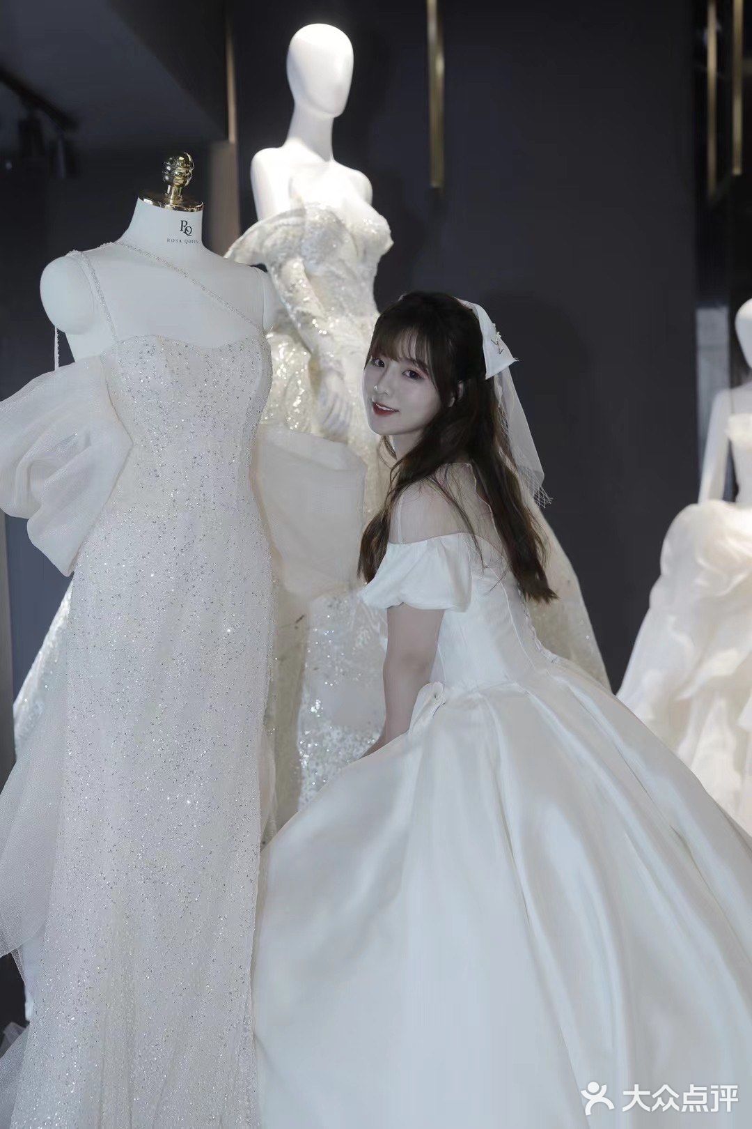 在婚纱店当在逃公主👸