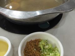 -粤潮牛肉火锅店(江南大道店)