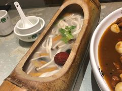 山菌汤-鲁城往事(游客中心店)