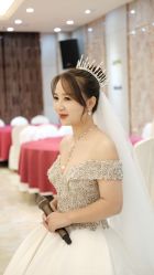 -艾米丽婚纱礼服