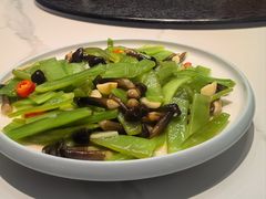 鸡枞菌炒青笋-老街坊海鲜家常菜(新城路店)