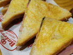 比基尼黑松露火腿三明治-tapas by dos cielos西班牙餐厅(重庆光环购物公园店)