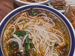 -云阿蛮云南生烫牛肉米线(奉贤路店)