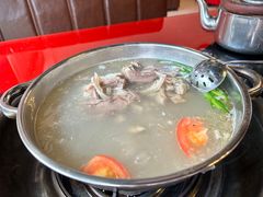 -老石黑山羊毛驴肉火锅(金凯广场店)