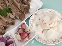-伊源鼎盛餐饮服务有限公司