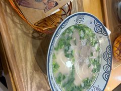 -头壹号  羊汤·饸饹面·大油条(嘉华店)