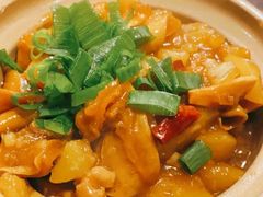 筋头巴脑炖土豆-恒盛居回族饭店