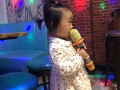 -蓝乐光量贩KTV(浦东禹悦汇店)