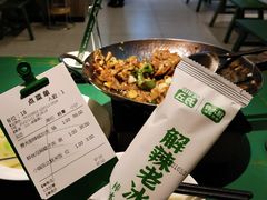 -费大厨辣椒炒肉(太平老街店)