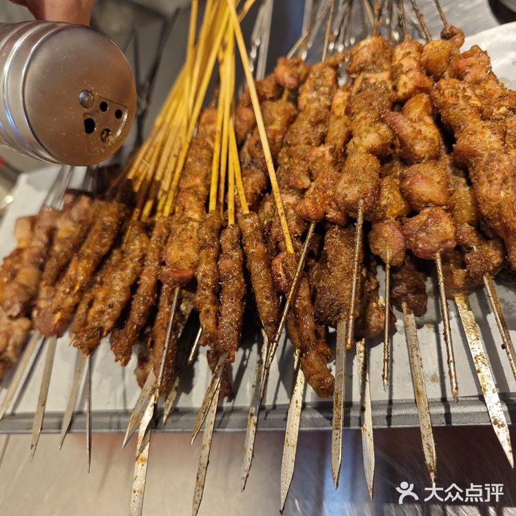 🍖深夜撸串圣地!徐山山烧烤绝绝子🍖