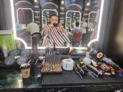 -豪帅男士理容馆