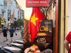 -Bánh Mì Huynh Hoa
