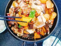 羊肉炕锅-撒拉人家.酸菜牦牛肉火锅