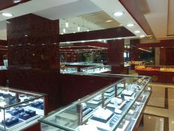 -万宝金楼(威海路店)