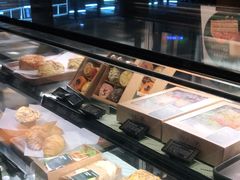 面包甜点陈列柜-星巴克臻选(宁波世纪东方广场店)