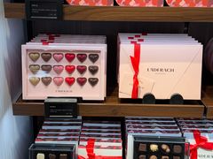 -Laderach 莱德拉(上海环贸iapm店)