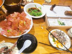 -老滇山寨•云南特色菜•地方菜•民族风情歌舞表演(金碧店)