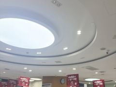 -雅悦齿科(顾村公园店)