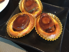 一口鲍鱼酥-夏宫中餐厅(静安香格里拉店)
