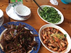 -云河农家乐饭店(福禄缘树山店)