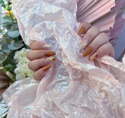 -花系美·美甲美睫精品店