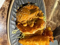 -Let'sBURGERplus·非常创意汉堡(三里屯店)