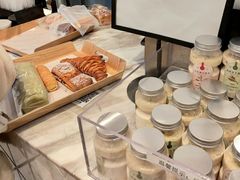 -罗森尼娜(德思勤店)